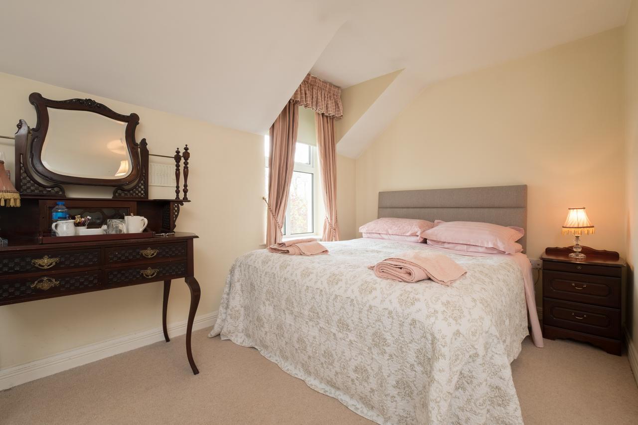 Corrandulla Ashwood House B&B 외부 사진