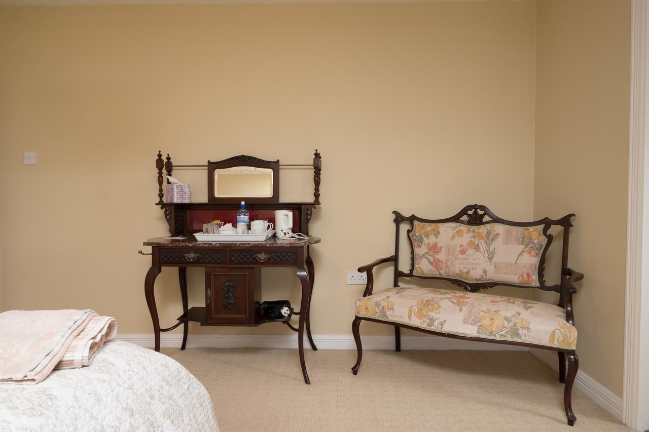 Corrandulla Ashwood House B&B 외부 사진
